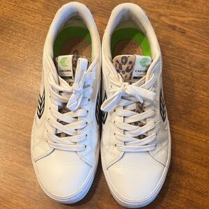 Cariuma Women’s White Sneakers with Leopard Details